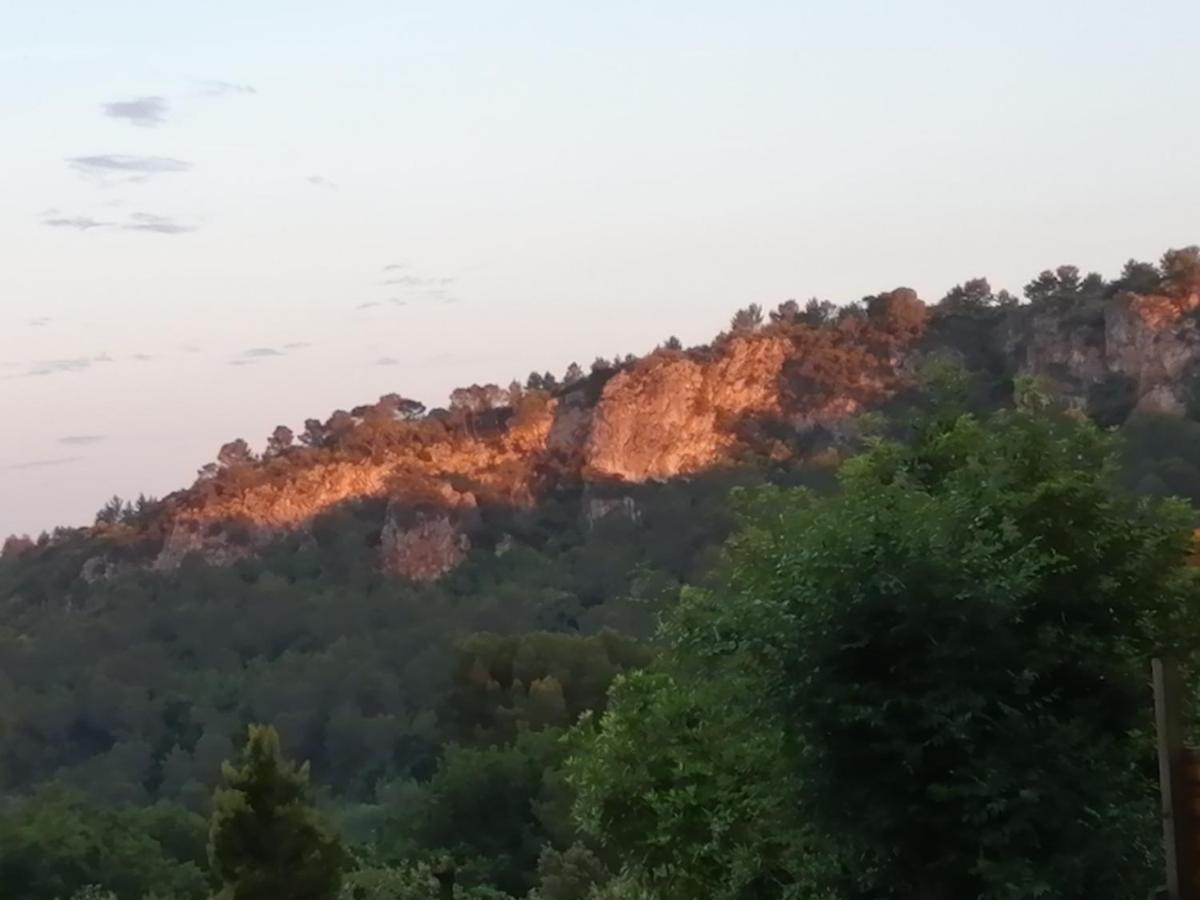 L' Oree Du Val Sillans-la Cascade Exteriér fotografie